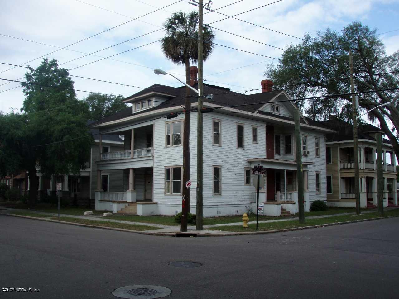 House 1843709236