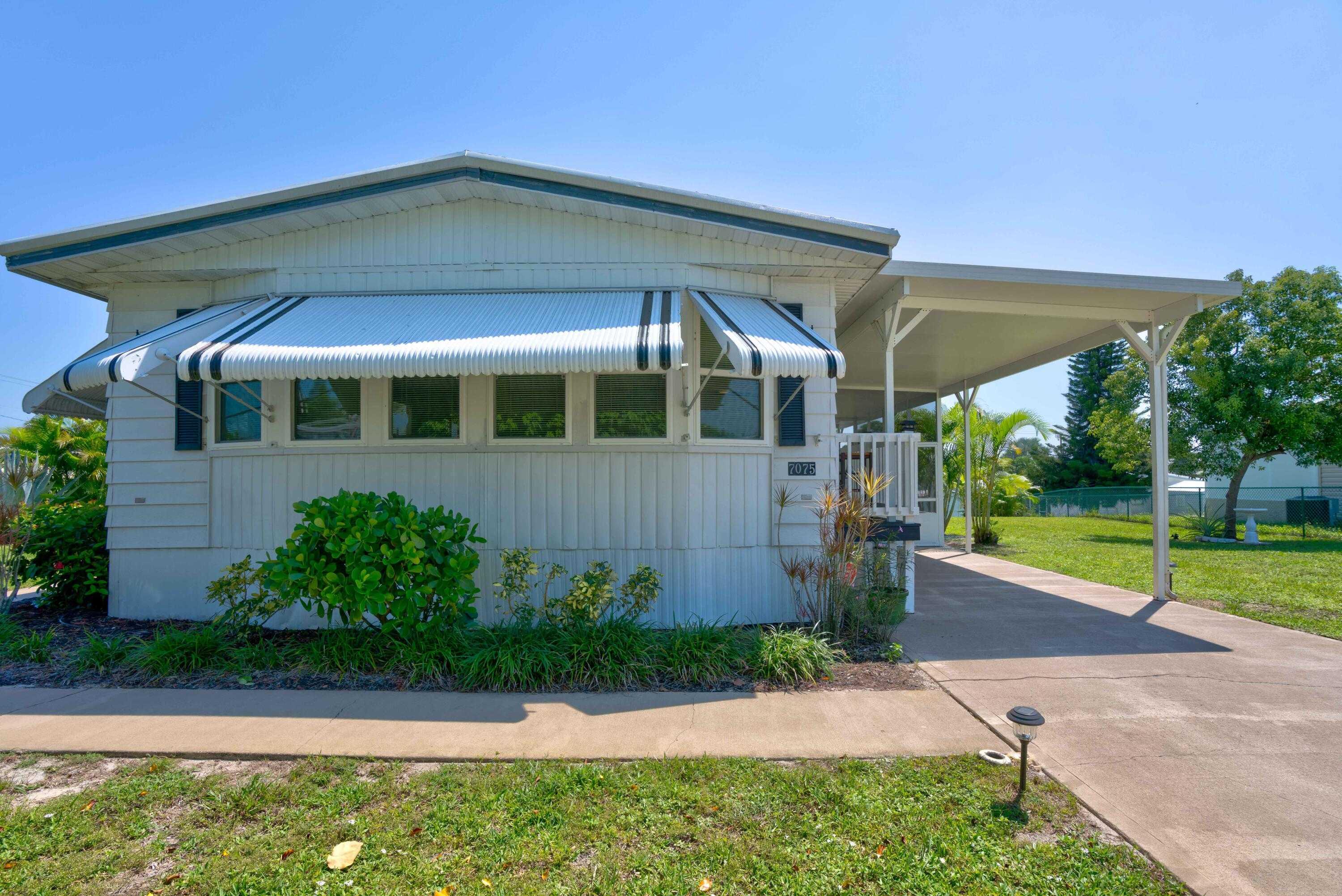 7075 Bluebird Circle, Hobe Sound, Mobile/Manufactured,  sold, PROPERTY EXPERTS 