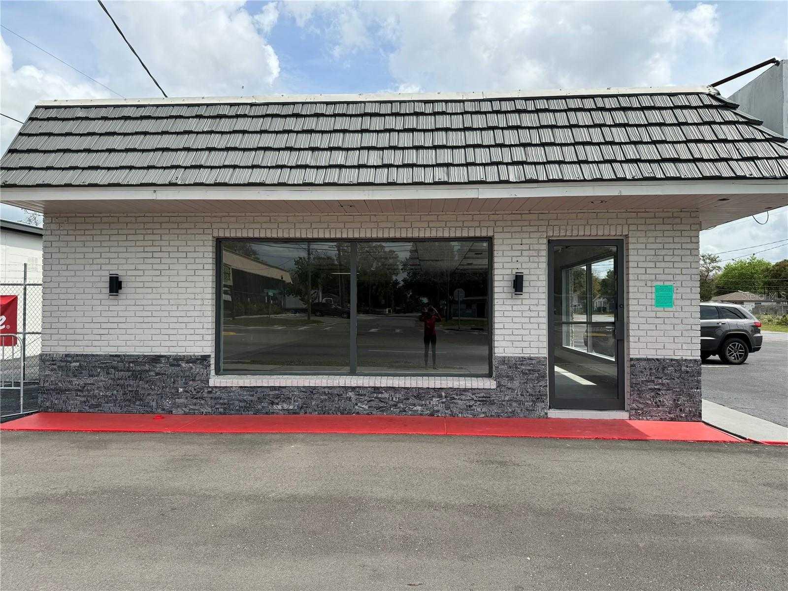 9501 NEBRASKA, TAMPA, Mixed Use,  for sale, PROPERTY EXPERTS 