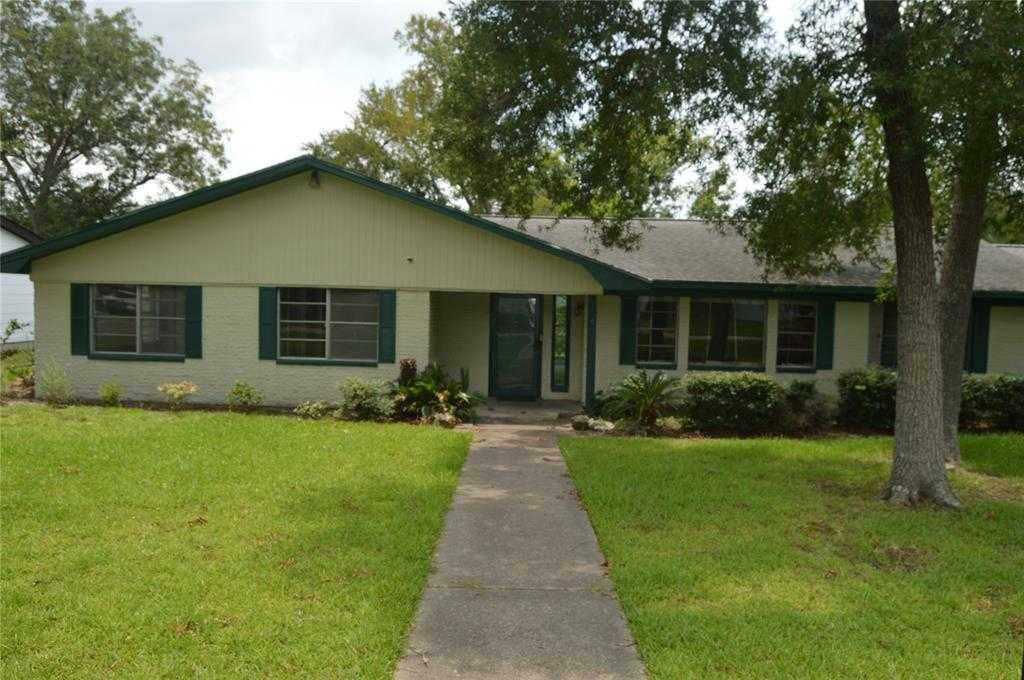 100 Tanglewood, 46966401, Baytown, Single Family Detached,  for rent, PROPERTY EXPERTS 