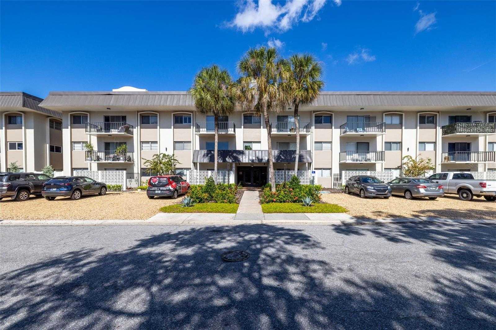 4607 FIG 303, TAMPA, Condominium,  for rent, PROPERTY EXPERTS 