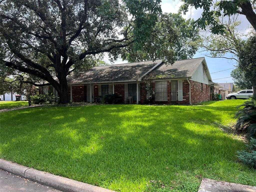 4821 Burning Tree, 67639316, Baytown, Single-Family,  for sale, PROPERTY EXPERTS 