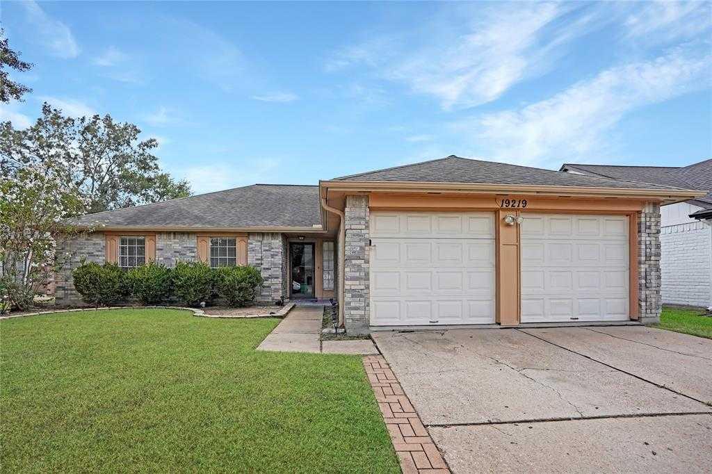 19219 Winding Branch, 66266503, Katy, Single Family Detached,  for rent, PROPERTY EXPERTS 