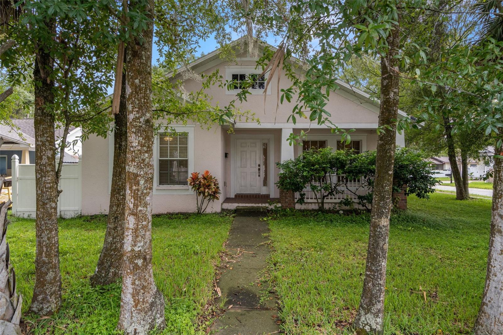 212 IDLEWILD, TAMPA, Single Family Residence,  for rent, PROPERTY EXPERTS 