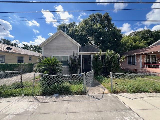 1009 COLUMBUS, TAMPA, Single Family Residence,  for sale, PROPERTY EXPERTS 