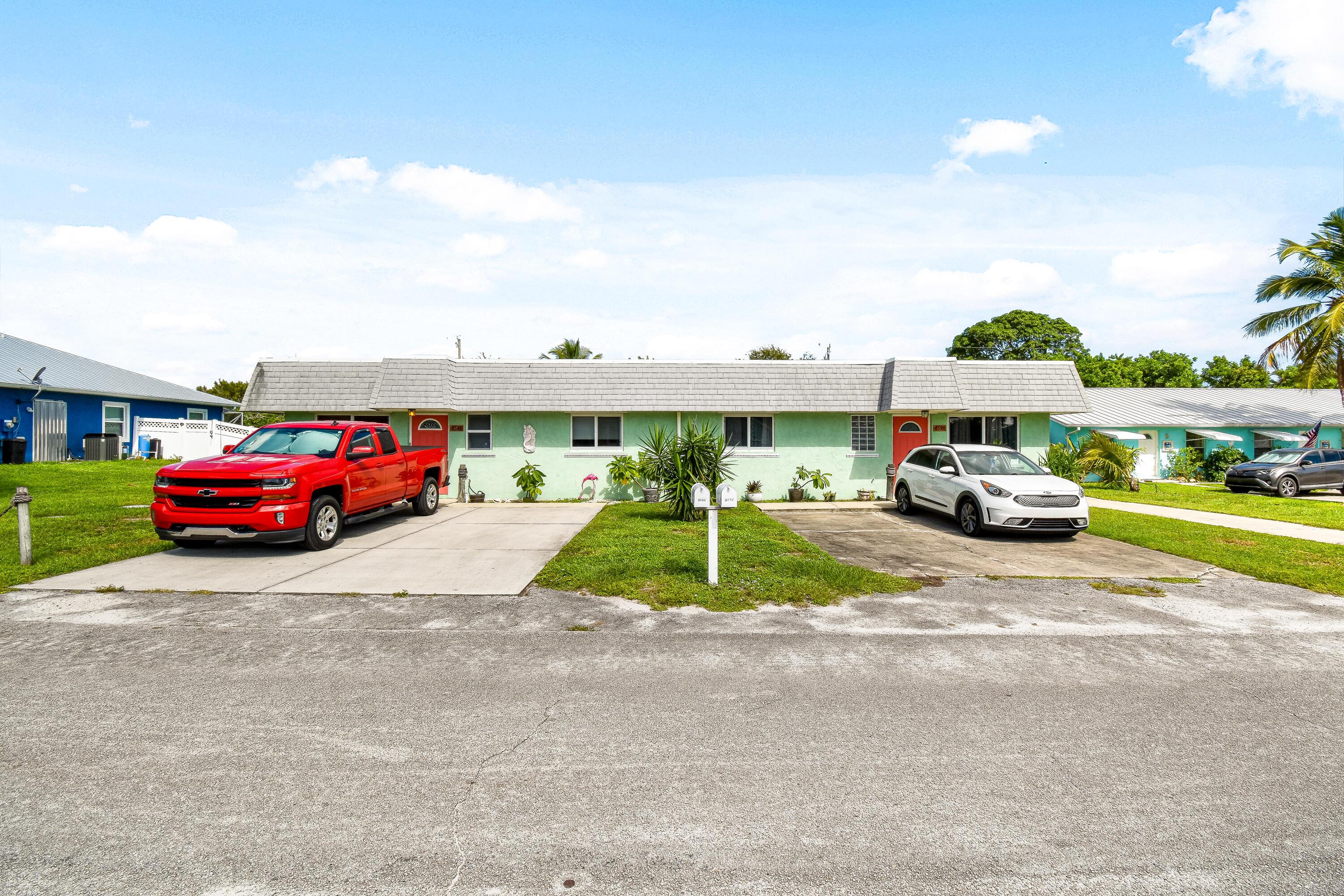 8585 Lyons, Hobe Sound, Duplex,  for sale, PROPERTY EXPERTS 